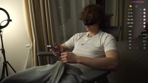 Snapshot of maestro3369 chatting on 14, 11, 2025 Mike XMaestro 3369 online show from 14, 11, 2025