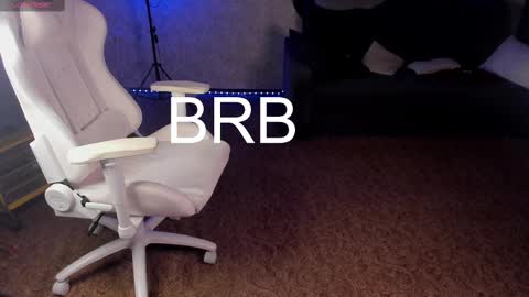 Maevee online show from 14, 2, 2025