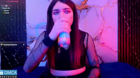 maevekuro online show from 11, 3, 2026