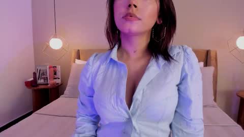 Snapshot of mafe_santorini chatting on 25, 11, 2025 Mafe Santorini online show from 25, 11, 2025