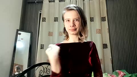 Snapshot of magaretunion chatting on 26, 10, 2025 Margaret online show from 26, 10, 2025