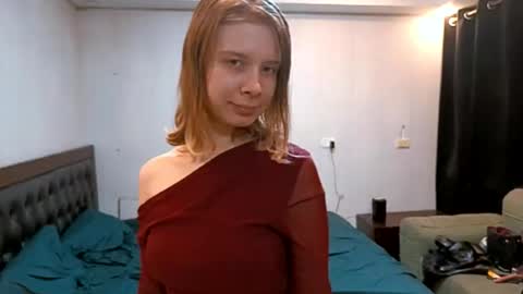 Snapshot of magaretunion chatting on 29, 10, 2025 Margaret online show from 29, 10, 2025