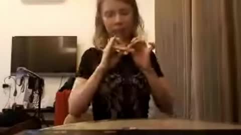 Snapshot of magaretunion chatting on 4, 12, 2025 Margaret online show from 4, 12, 2025