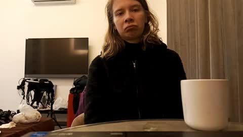 Snapshot of magaretunion chatting on 15, 12, 2025 Margaret online show from 15, 12, 2025