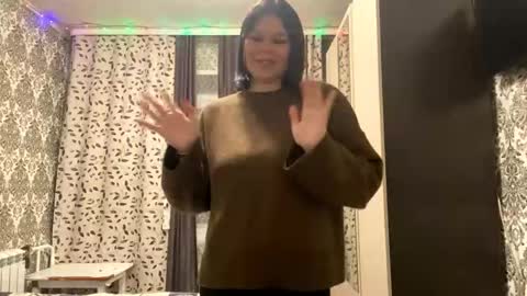 Snapshot of magdalenloparco chatting on 25, 9, 2025 Mia online show from 25, 9, 2025