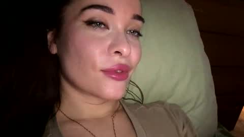 magggg658318 online show from 20, 11, 2025