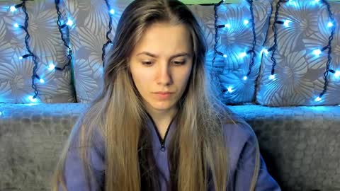 Snapshot of maggiecake chatting on 10, 12, 2024 Maggie online show from 10, 12, 2024