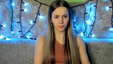 Snapshot of maggiecake chatting on 13, 2, 2025 Maggie online show from 13, 2, 2025