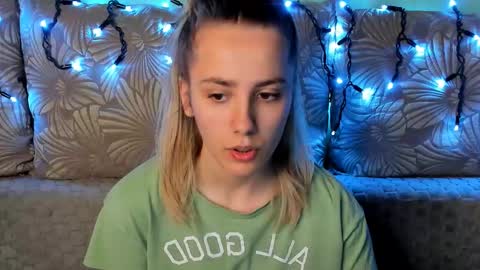 Maggie online show from 14, 12, 2025