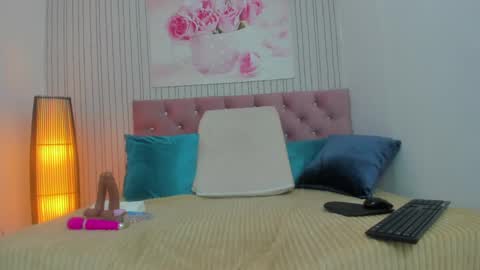 maggy_big_tits online show from 19, 12, 2024