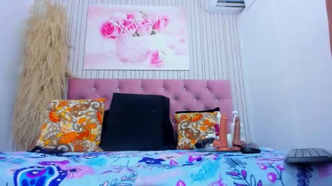 Snapshot of maggy_big_tits chatting on 30, 10, 2025 maggy_big_tits online show from 30, 10, 2025