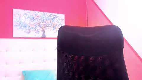 Snapshot of magic_axa_graham chatting on 21, 11, 2025 My name is magic axa grahamDont forget to follow me IG online show from 21, 11, 2025