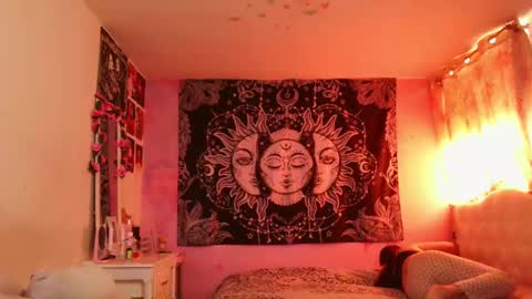 Snapshot of magic_clairewitch chatting on 12, 1, 2025 Claire online show from 12, 1, 2025