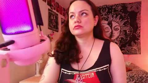 Snapshot of magic_clairewitch chatting on 1, 3, 2025 Claire online show from 1, 3, 2025