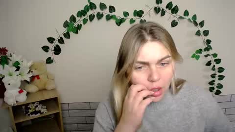 magic_katarina_ online show from 12, 12, 2024