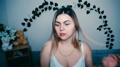 magic_katarina_ online show from 5, 2, 2025