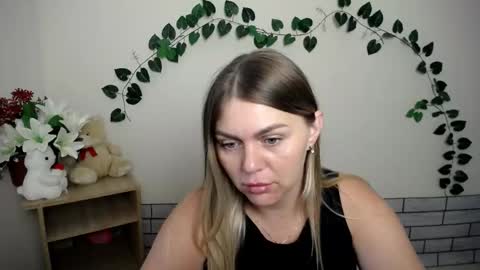 magic_katarina_ online show from 12, 9, 2025