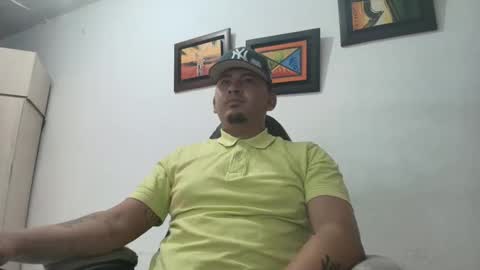 Snapshot of magic_milk23 chatting on 28, 10, 2025 magic_milk23 online show from 28, 10, 2025