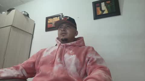 Snapshot of magic_milk23 chatting on 2, 11, 2025 magic_milk23 online show from 2, 11, 2025