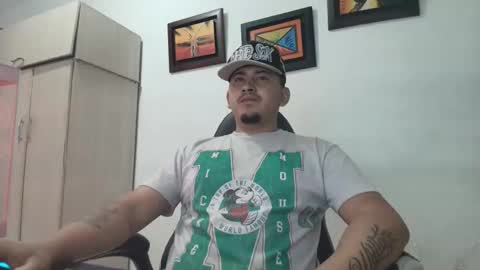 Snapshot of magic_milk23 chatting on 20, 11, 2025 magic_milk23 online show from 20, 11, 2025