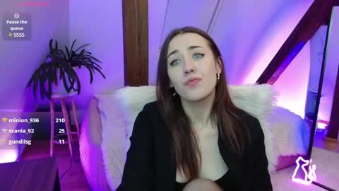 Zooey online show from 28, 12, 2024