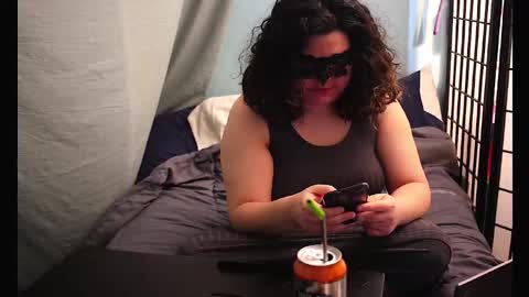 magicalgirlfrieren online show from 30, 10, 2025