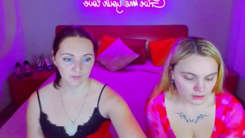Lili and Bella online show from 16, 12, 2024