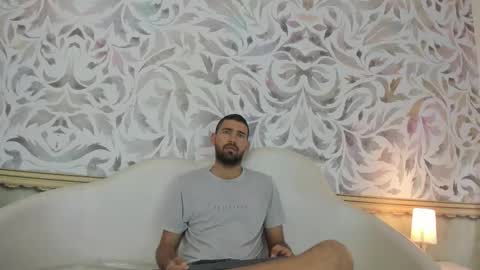 Snapshot of magnus_alejo chatting on 5, 11, 2025 Magnus Alejo online show from 5, 11, 2025