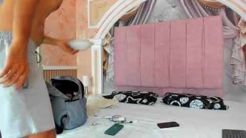 Snapshot of magnus_alejo chatting on 7, 11, 2025 Magnus Alejo online show from 7, 11, 2025