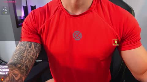 Snapshot of magnus_savage chatting on 11, 9, 2025 If you want me to use the Lovense please let me know -- online show from 11, 9, 2025