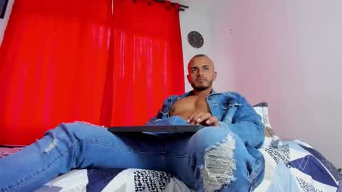 Magnusclark online show from 5, 11, 2025