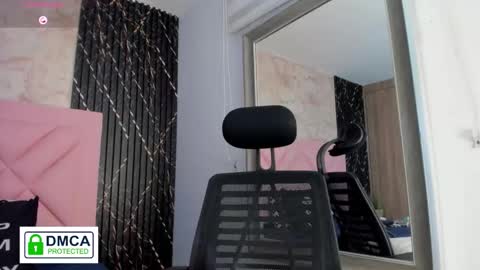 maia__bianchi online show from 5, 1, 2026