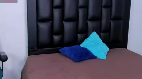 Snapshot of maia_davies chatting on 10, 9, 2025 Maia online show from 10, 9, 2025