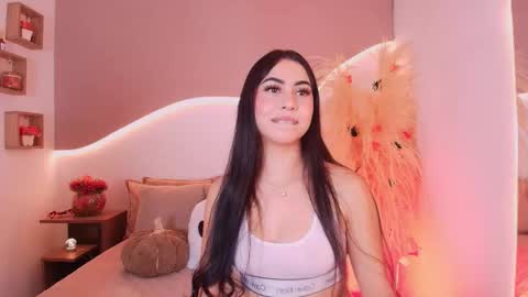 MAIA  LIA  online show from 26, 10, 2025