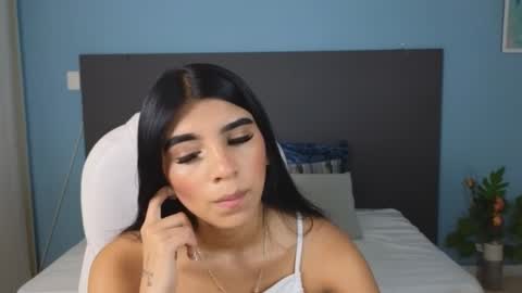 Snapshot of maiaa_ruiz chatting on 2, 1, 2025 Maiaa Ruiz online show from 2, 1, 2025