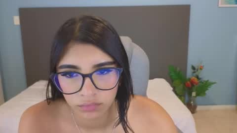 Snapshot of maiaa_ruiz chatting on 12, 9, 2025 Maiaa Ruiz online show from 12, 9, 2025