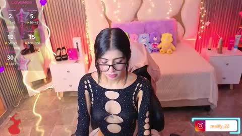 maiily_tay online show from 16, 3, 2026