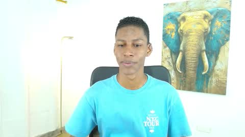 Snapshot of maiki18 chatting on 15, 10, 2025 I am Maik online show from 15, 10, 2025