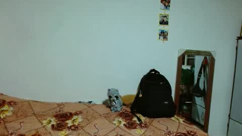 Snapshot of maiki_foxx chatting on 20, 11, 2025 Maiki online show from 20, 11, 2025