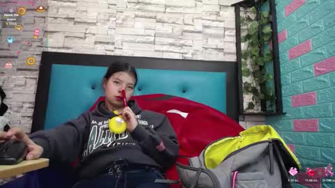  MAILY CAN  online show from 1, 11, 2025