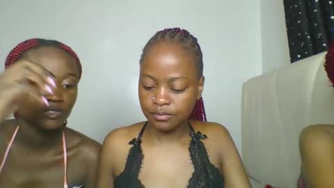 maira luv1 online show from 19, 3, 2026