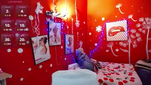 Snapshot of maite_loves chatting on 1, 11, 2025 Maite online show from 1, 11, 2025