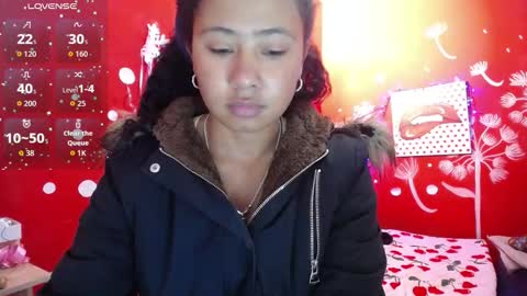 Snapshot of maite_loves chatting on 17, 11, 2025 Maite online show from 17, 11, 2025