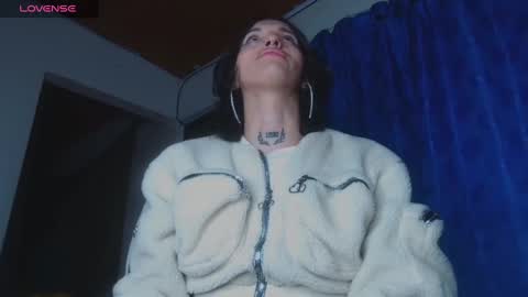 Maite Swings  online show from 28, 9, 2025