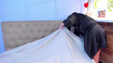 Snapshot of maiterivas chatting on 15, 12, 2025 Maite online show from 15, 12, 2025