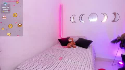 MAITHEFERRER online show from 5, 12, 2024