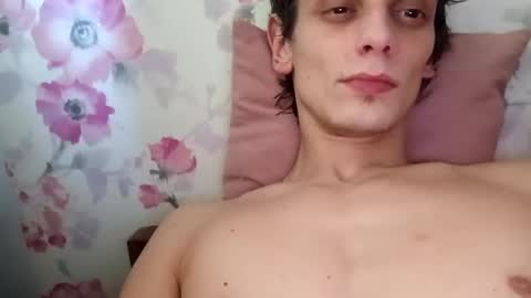 majlosustik online show from 5, 12, 2024