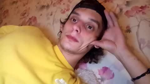 majlosustik online show from 2, 2, 2025