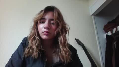 majo_gomezz online show from 18, 9, 2025