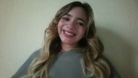 majo_gomezz online show from 8, 3, 2026